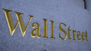 Wall Street ouvre en baisse, accabl&eacute;e par une nouvelle acc&eacute;l&eacute;ration de l'inflation