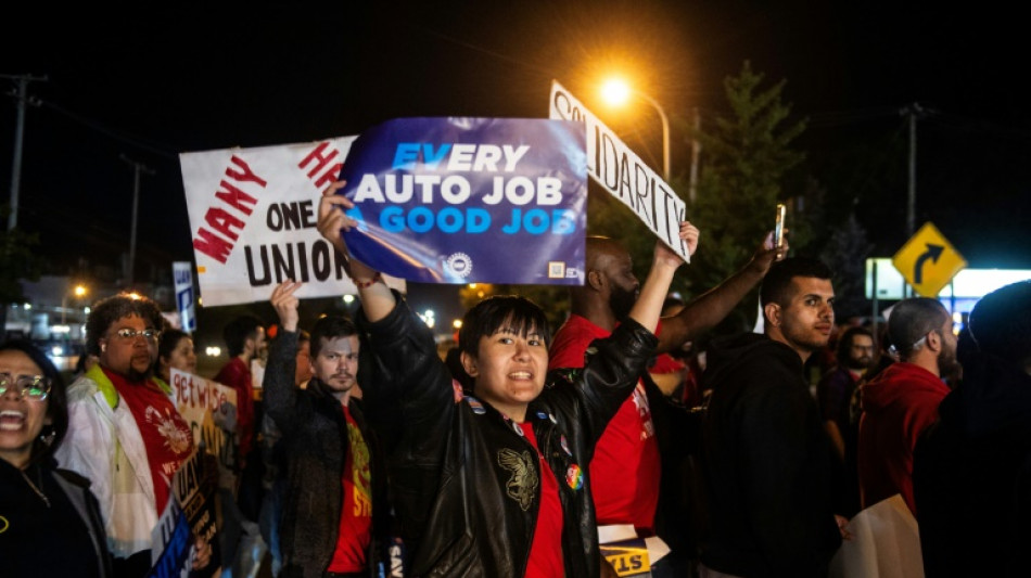 US auto talks at 'critical phase' as political pressure grows