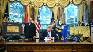 Trump erhöht Gebühr für Facharbeiter-Visa auf 100.000 Dollar