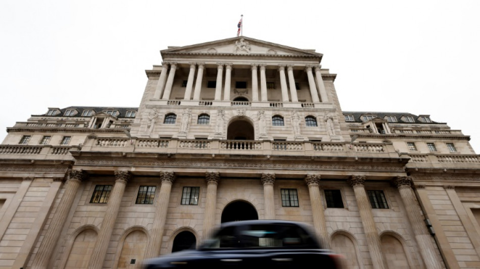 Britische Zentralbank erh&ouml;ht zum dritten Mal in Folge Leitzins 
