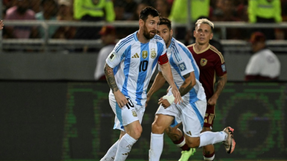 Com Messi, Argentina busca recupera&ccedil;&atilde;o contra a embalada Bol&iacute;via