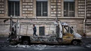 &iquest;Inmigrantes o ultraizquierda? Dos visiones sobre los disturbios en Francia