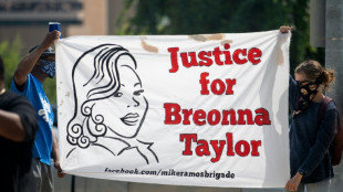 Ex-policial dos EUA é condenado a quase 3 anos de prisão por morte de Breonna Taylor