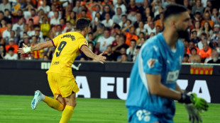Com 2 de Lewandowski, Barcelona vira sobre Valencia na 1&ordf; rodada do Espanhol