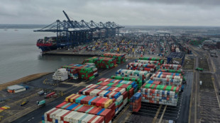 UK dock workers' union threatens further strikes