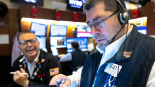 Wall Street termine en forte baisse, s'inquiète des négociations budgétaires américaines