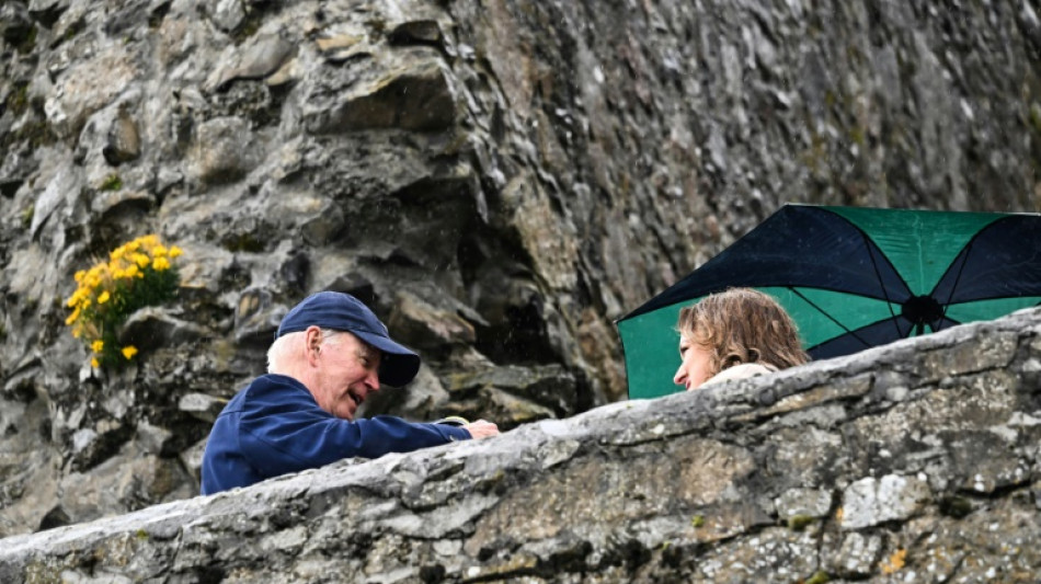 En Irlande, Biden lanc&eacute; dans une qu&ecirc;te sentimentale de ses racines