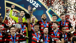 Flamengo vence Pyramids (2-0) e vai &agrave; decis&atilde;o da Copa Intercontinental