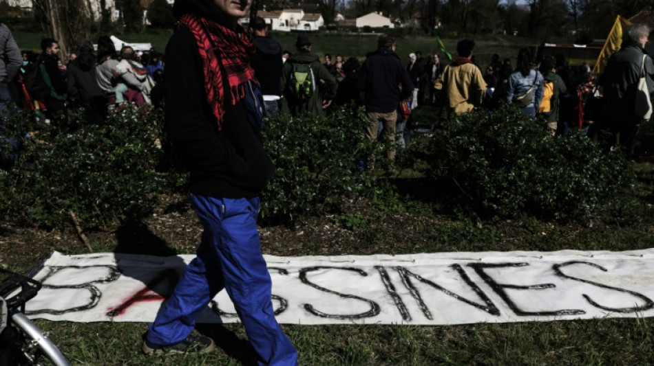 Bassines: la pr&eacute;fecture de la Vienne interdit la manifestation d'opposants