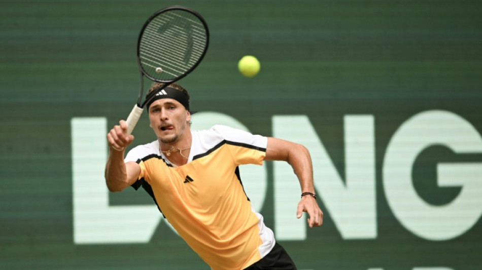 Zverev cae en semis de Halle ante Hurkacz, que se enfrentar&aacute; a Sinner
