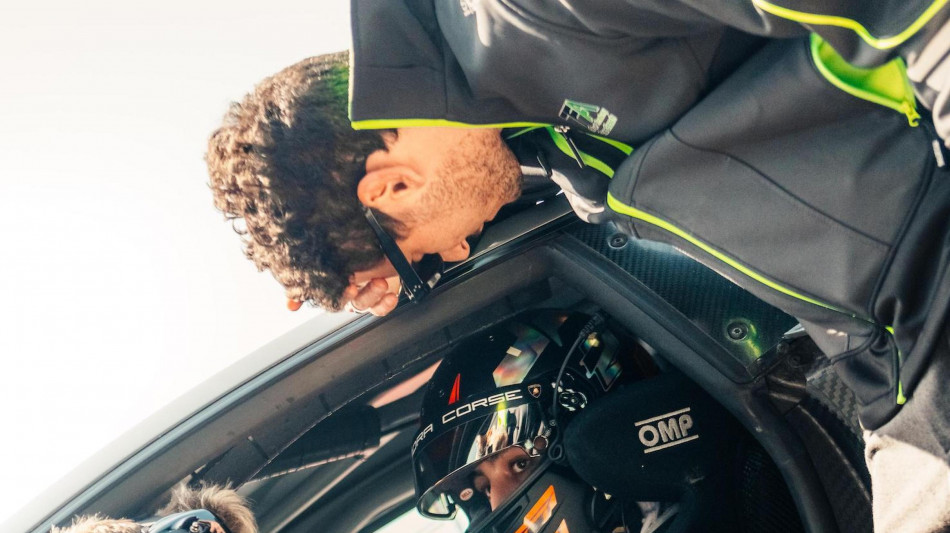 Francesco Daniele all'esordio nell'automobilismo,figlio mito musica parte da Gt Sprint