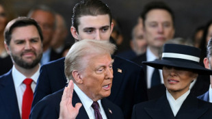 Trump devient le 47e pr&eacute;sident des Etats-Unis et leur promet un "&acirc;ge d'or" 