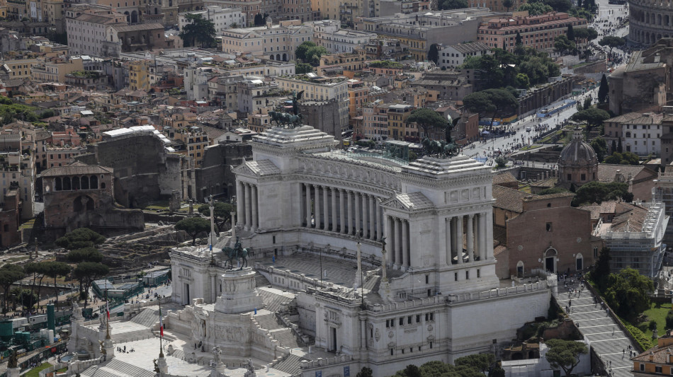 A Roma il Vittoriano sta cedendo, lo dicono i dati dei satelliti