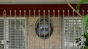 Costa Rica cierra la embajada en Cuba y dice que hay que "limpiar al hemisferio de comunistas"