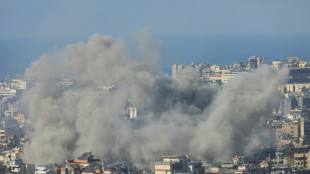 Bombardeos israel&iacute;es en L&iacute;bano y Gaza matan a decenas, incluido un portavoz de Hezbol&aacute;