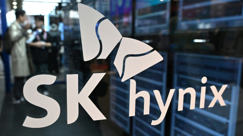 La surcoreana SK hynix sube un 13% en su debut en Wall Street