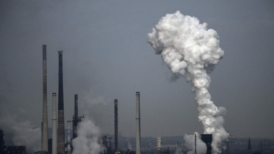 La Comisión Europea mantiene su propuesta de recorte de emisiones para 2040, con "flexibilidades"