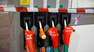 Carburants: un "emballement" &agrave; la pompe avant la baisse des ristournes