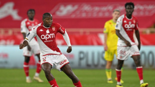 Ministra dos Esportes da Fran&ccedil;a pede puni&ccedil;&atilde;o a jogador do Monaco que cobriu logo contra homofobia