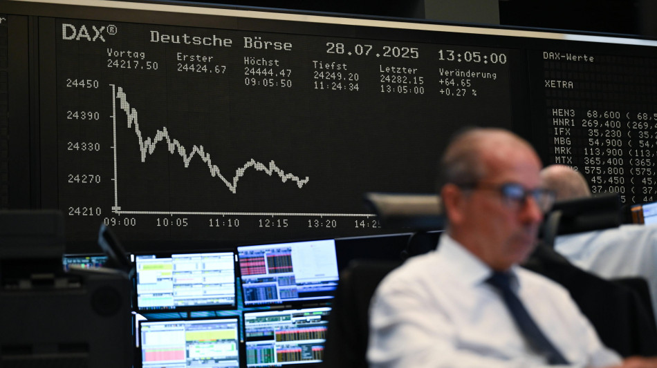 Borsa: l'Europa apre debole, Francoforte -0,16%
