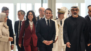 Macron aux Emirats pour f&ecirc;ter No&euml;l avec les troupes fran&ccedil;aises