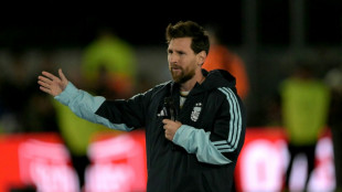 "Foi um orgulho muito grande para mim defender esta camisa", diz Messi