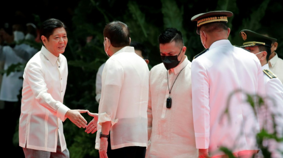 Diktatorensohn Marcos Junior als Pr&auml;sident der Philippinen vereidigt