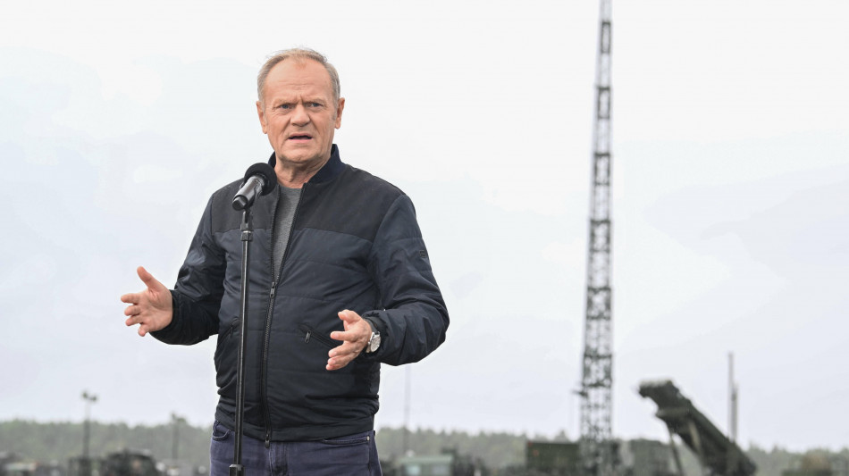 Tusk, 'Trump lascia all'Europa la guerra in Ucraina'