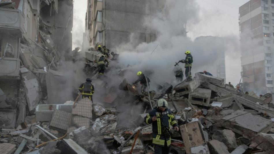 Ukraine: Kiev en deuil, &eacute;change de prisonniers avec la Russie