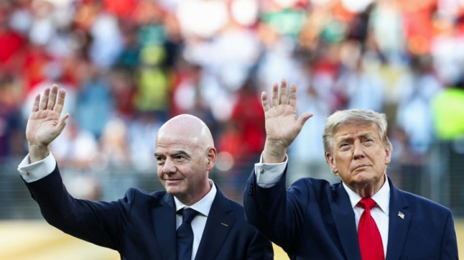 Inversi&oacute;n privada en la FIFA, un proyecto de mercantilizaci&oacute;n que divide al f&uacute;tbol