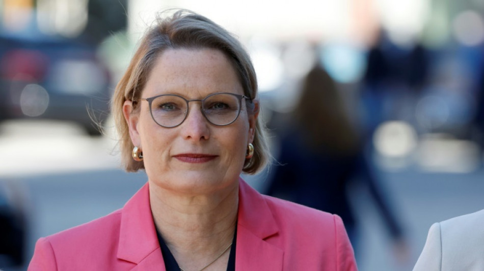 Gesetzentwurf sieht sch&auml;rfere Strafen f&uuml;r Angriffe auf Einsatzkr&auml;fte vor 