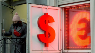 Le dollar toujours plus haut, le march&eacute; attend une Fed stricte