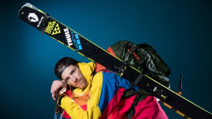 Sports extrêmes: "Super Frenchie", le phénix du base jump à skis