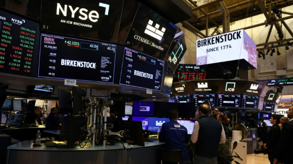 Wall Street marque le pas apr&egrave;s un bon mois de novembre 