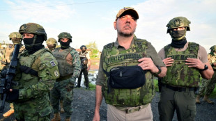 Militares de Ecuador intervienen una zona de minería ilegal en el norte del país