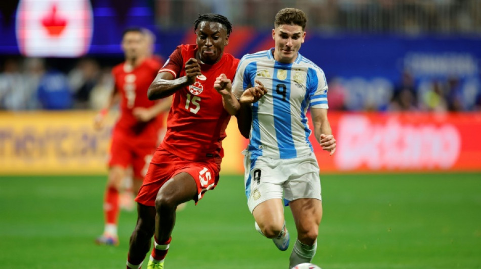 Canad&aacute; e Concacaf denunciam racismo contra Mo&iuml;se Bombito ap&oacute;s jogo contra a Argentina