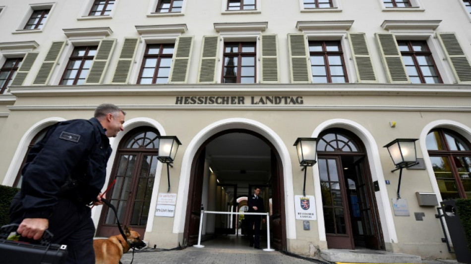 Umfragen sehen CDU vor Landtagswahl in Hessen weit vor Gr&uuml;nen und SPD