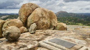La tumba de un colono brit&aacute;nico crea controversia en Zimbabue