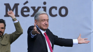 Mexique: le pr&eacute;sident enflamme ses fid&egrave;les en visant les "oligarques"