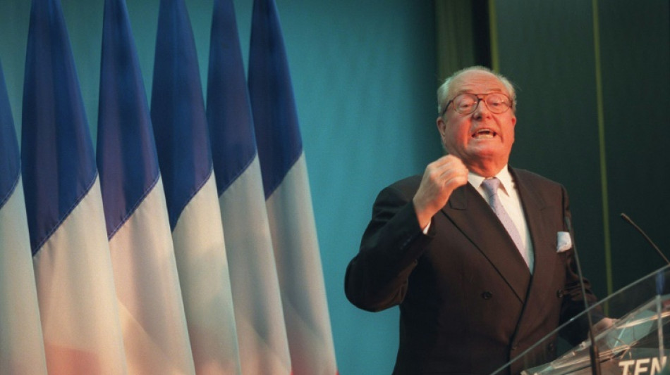 Jean-Marie Le Pen hospitalis&eacute; apr&egrave;s un malaise cardiaque