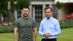 Selenskyj und Kristersson sprechen &uuml;ber neues Milit&auml;rhilfepaket Schwedens