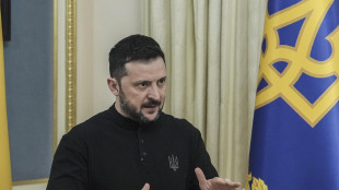 Zelensky, attacchi russi segno che Mosca non vuole la pace