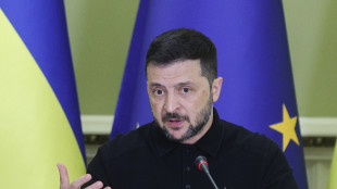 Zelensky agli alleati, servono sanzioni o perdiamo tempo
