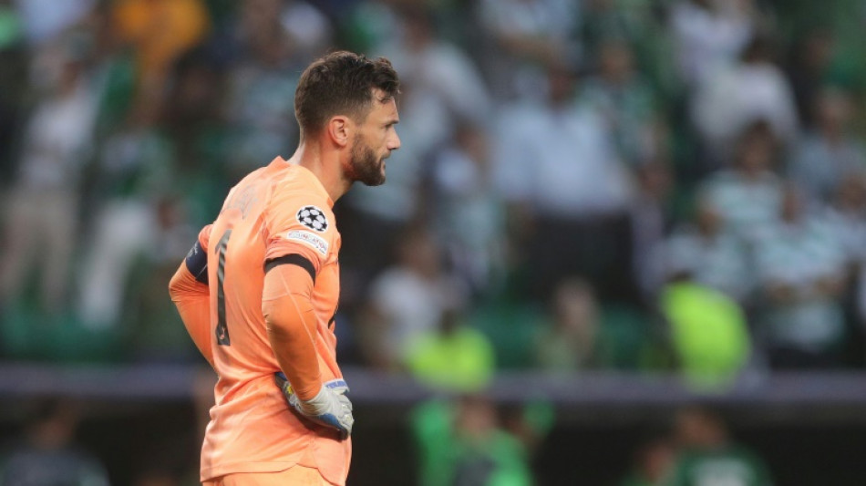 Bleus: forfaits d'Hugo Lloris et Th&eacute;o Hernandez pour le stage de septembre