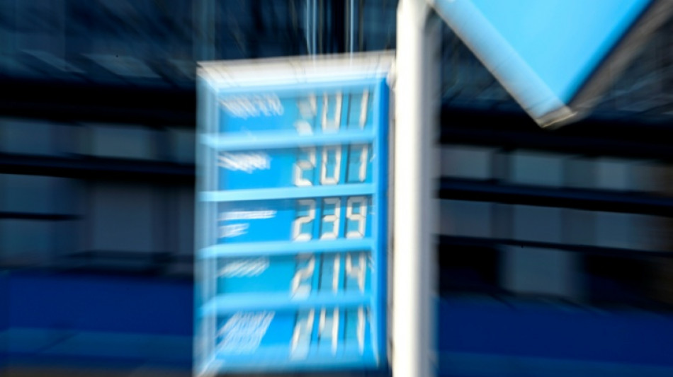 Kartellamt: "Hohe Zahl" von Verst&ouml;&szlig;en gegen Zw&ouml;lf-Uhr-Regel an Tankstellen