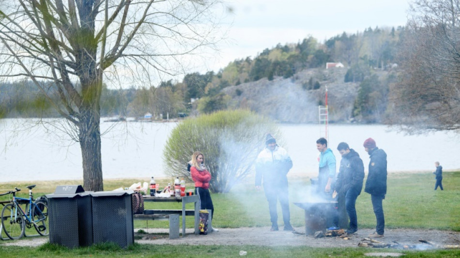 Stichflamme setzt 22-Jährigen beim Grillen in Lübeck in Brand
