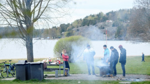 Stichflamme setzt 22-Jährigen beim Grillen in Lübeck in Brand
