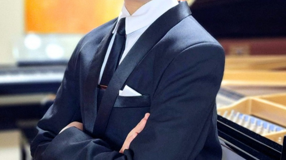 L'undicenne prodigio del pianoforte Jeffrey Shield in concerto per Conoscere la musica