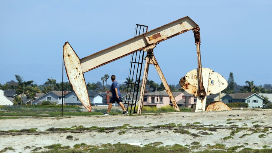 Oil extends gains after fresh US strikes, stocks mostly rise