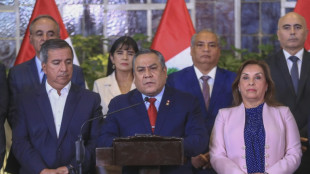 Chefe de gabinete da presidência peruana renuncia antes de moção de censura